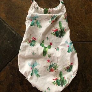 Cactus halter body suit size 6m